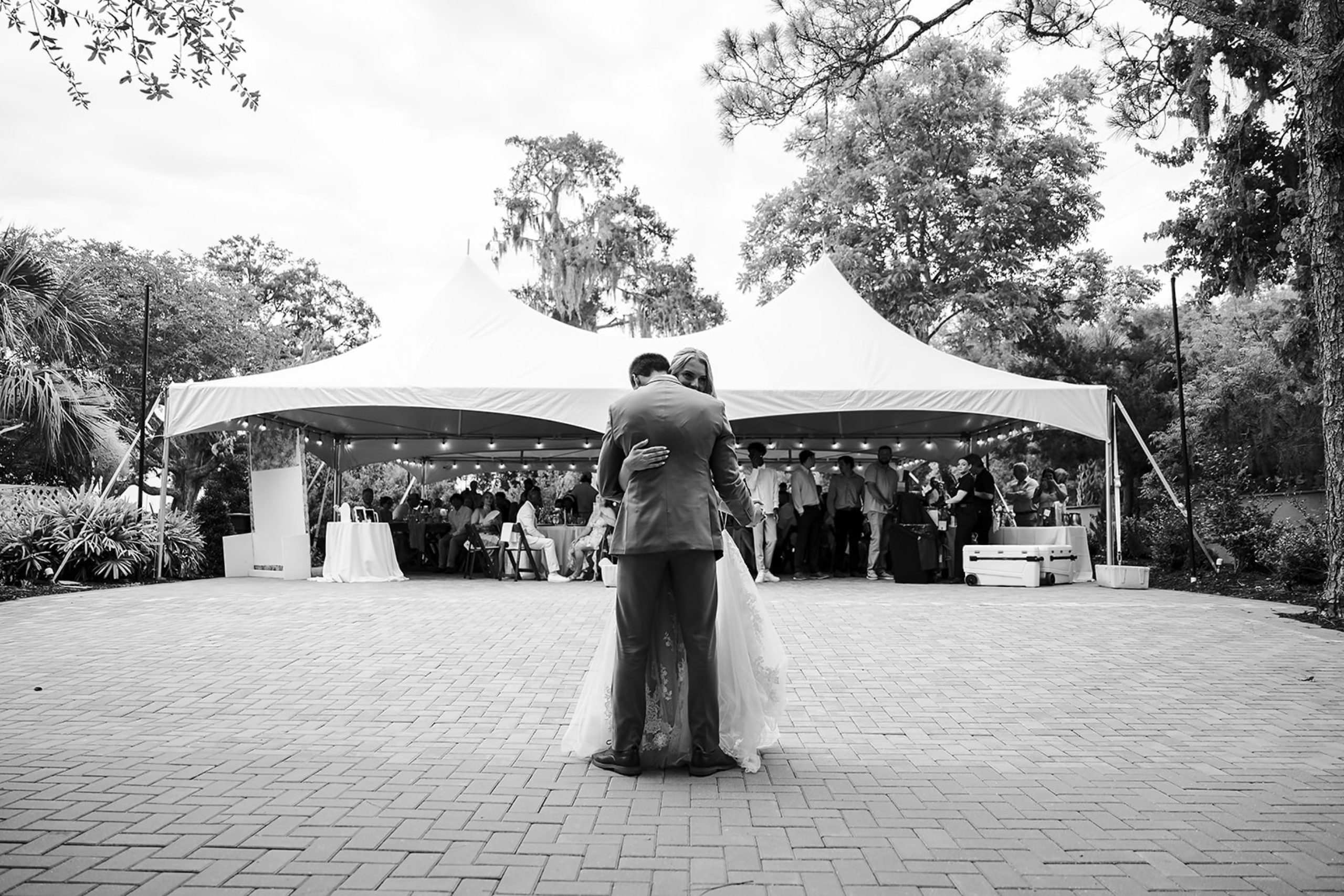 How to Plan a Wedding While Working Full-Time
